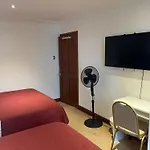 Shared House On Southmead Guest house *