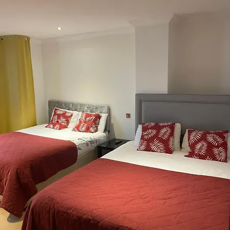 Shared House On Southmead בית הארחה *