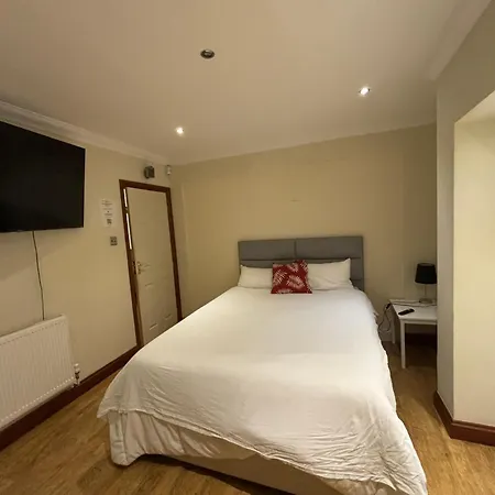 Shared House On Southmead בית הארחה בריסטול