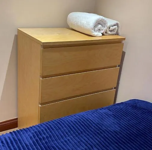 Гостьовий будинок Shared House On Southmead *