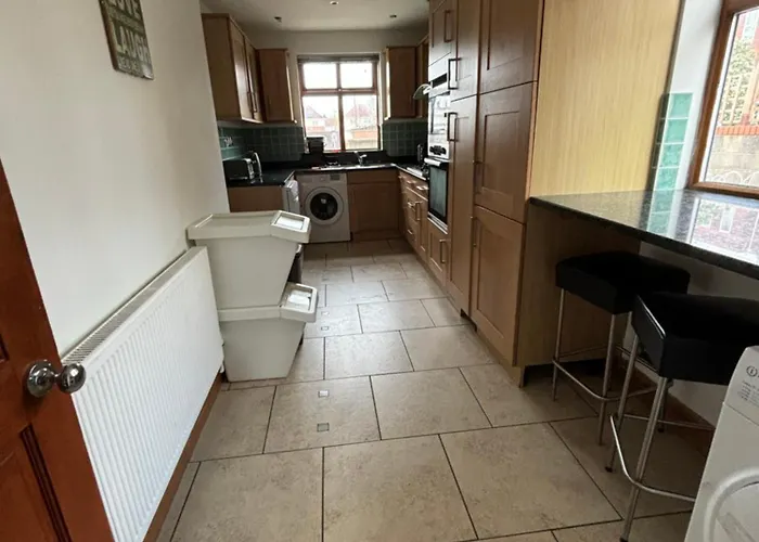 Shared House On Southmead Μπρίστολ