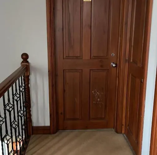 Shared House On Southmead *